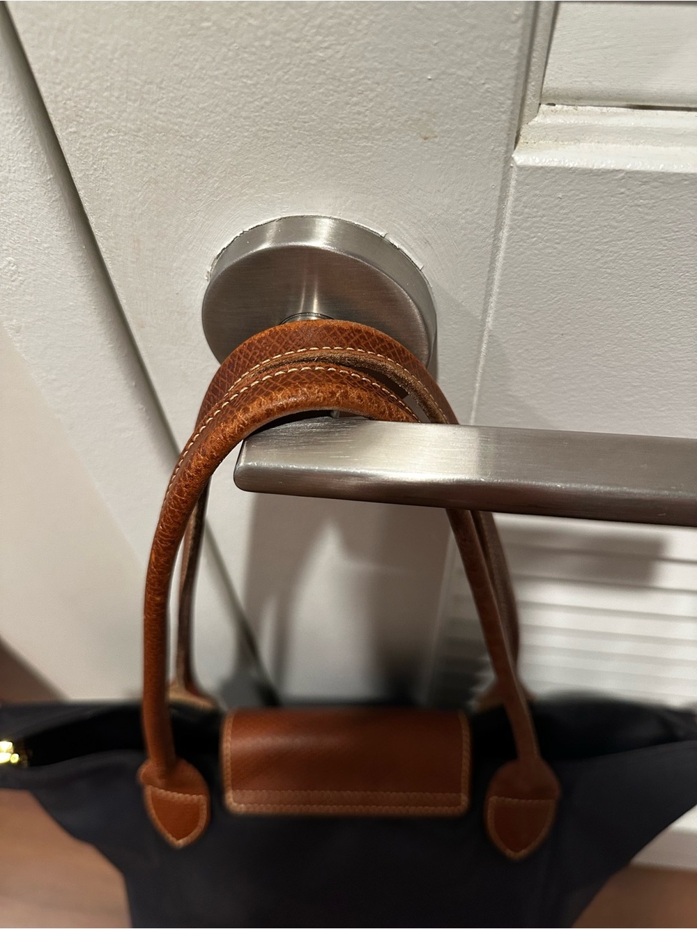 Longchamp Black Le Pliage Medium Tote with Brown Leather Trim - Picture 4 of 9